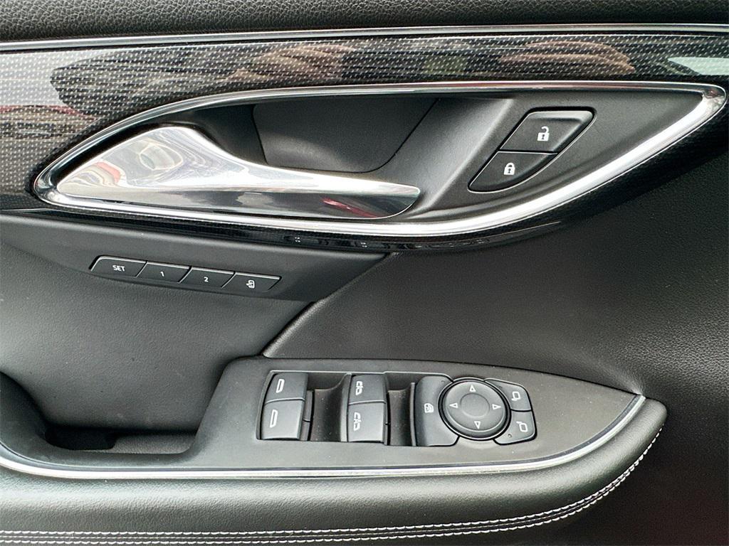 used 2023 Buick Envision car, priced at $27,937