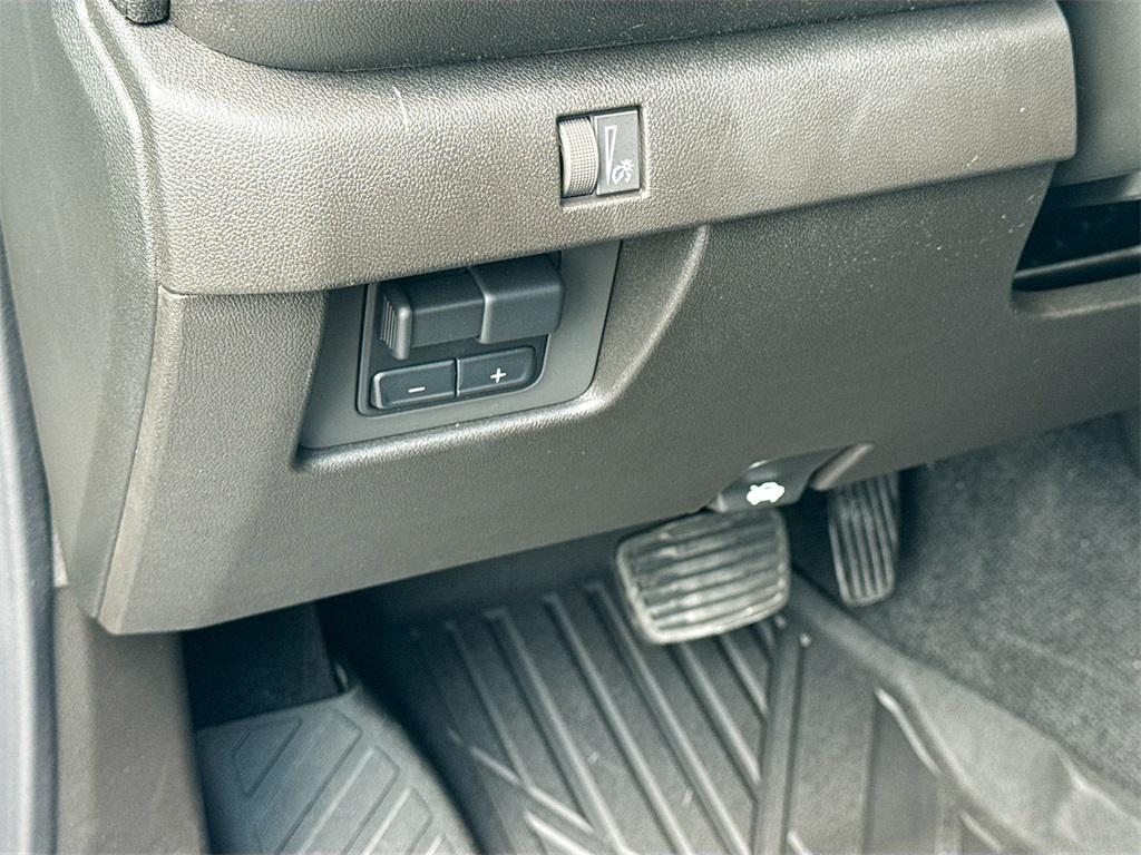 new 2026 Chevrolet Colorado car, priced at $44,002
