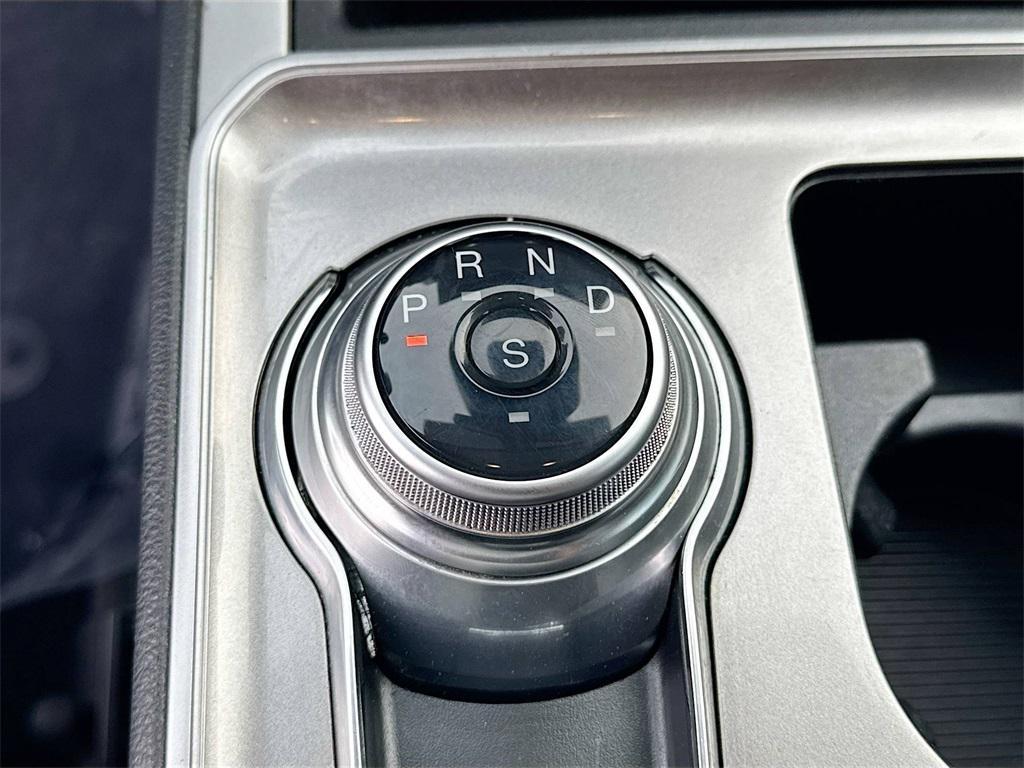 used 2023 Ford Edge car, priced at $20,999