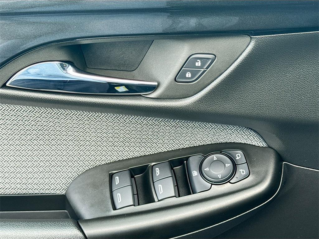 used 2024 Chevrolet TrailBlazer car, priced at $21,905