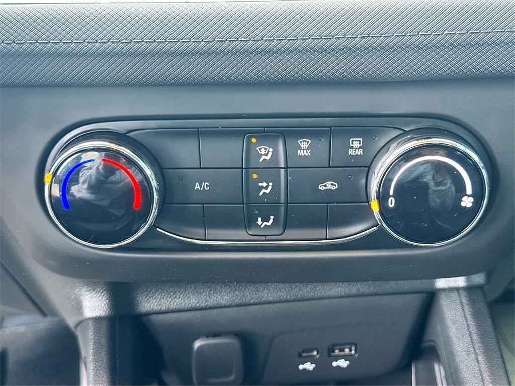 used 2024 Chevrolet TrailBlazer car, priced at $21,905