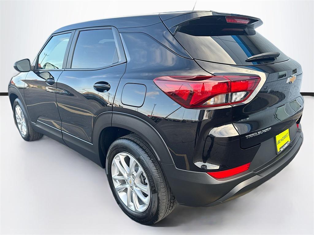 used 2024 Chevrolet TrailBlazer car, priced at $21,905
