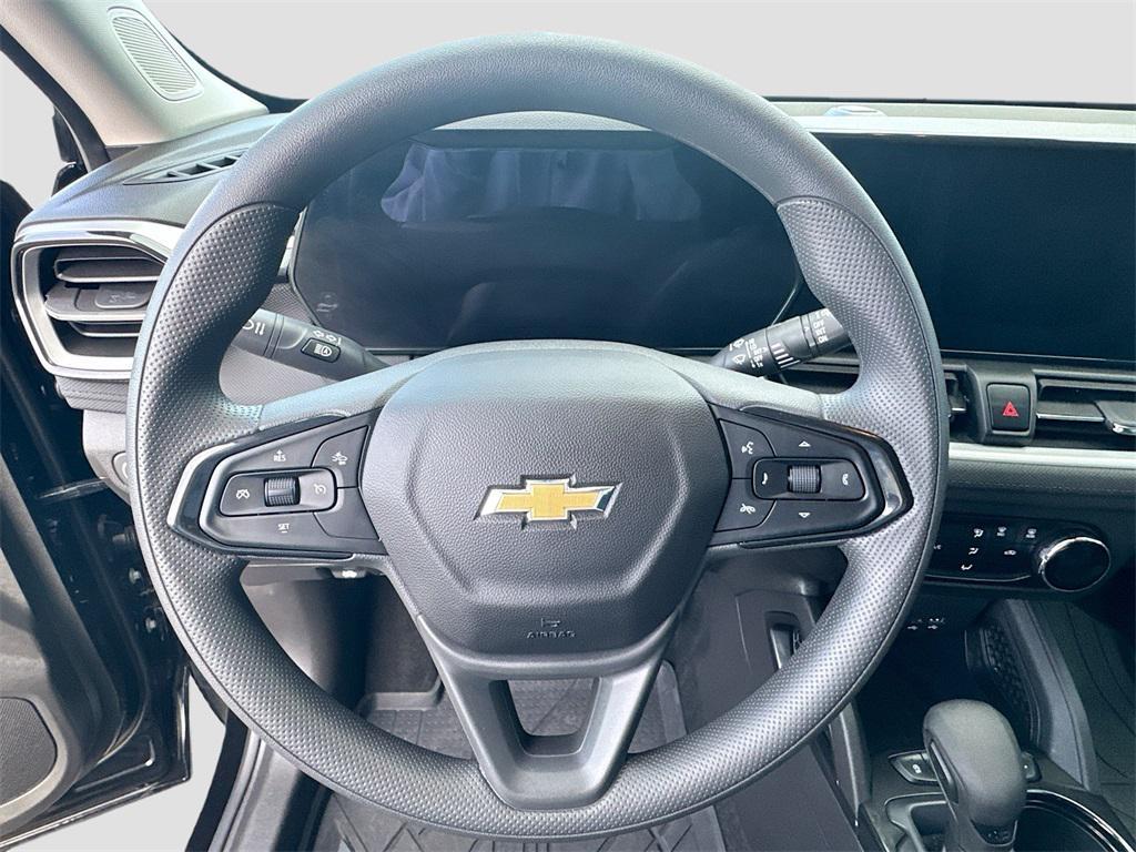 used 2024 Chevrolet TrailBlazer car, priced at $21,905