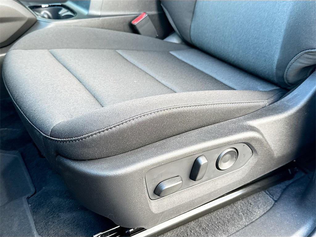 new 2026 Chevrolet Colorado car, priced at $37,566