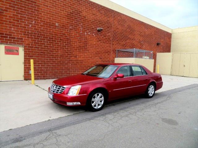 used 2006 Cadillac DTS car, priced at $6,850