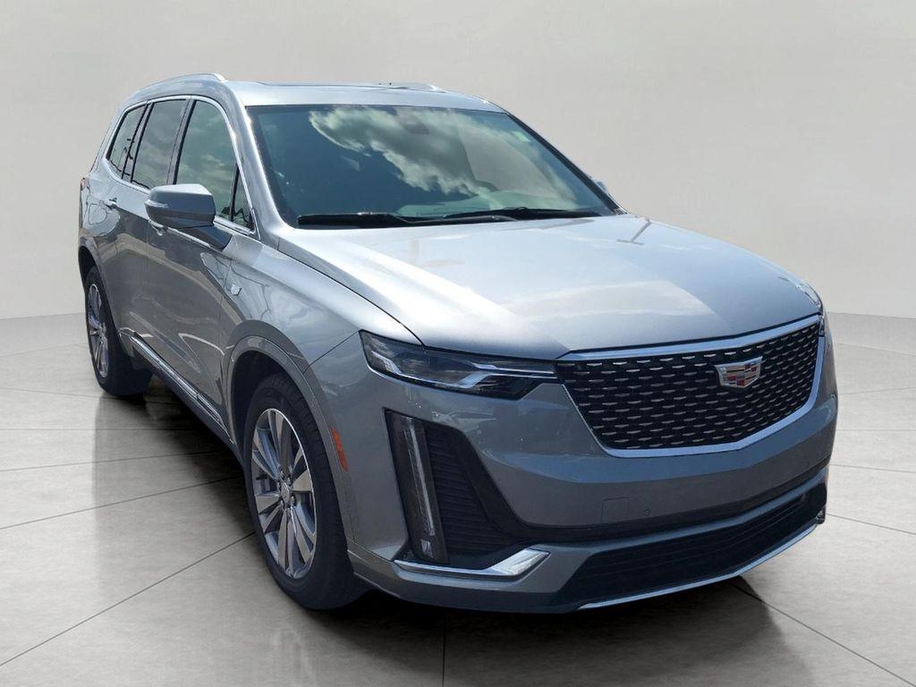 used 2025 Cadillac XT6 car, priced at $49,997