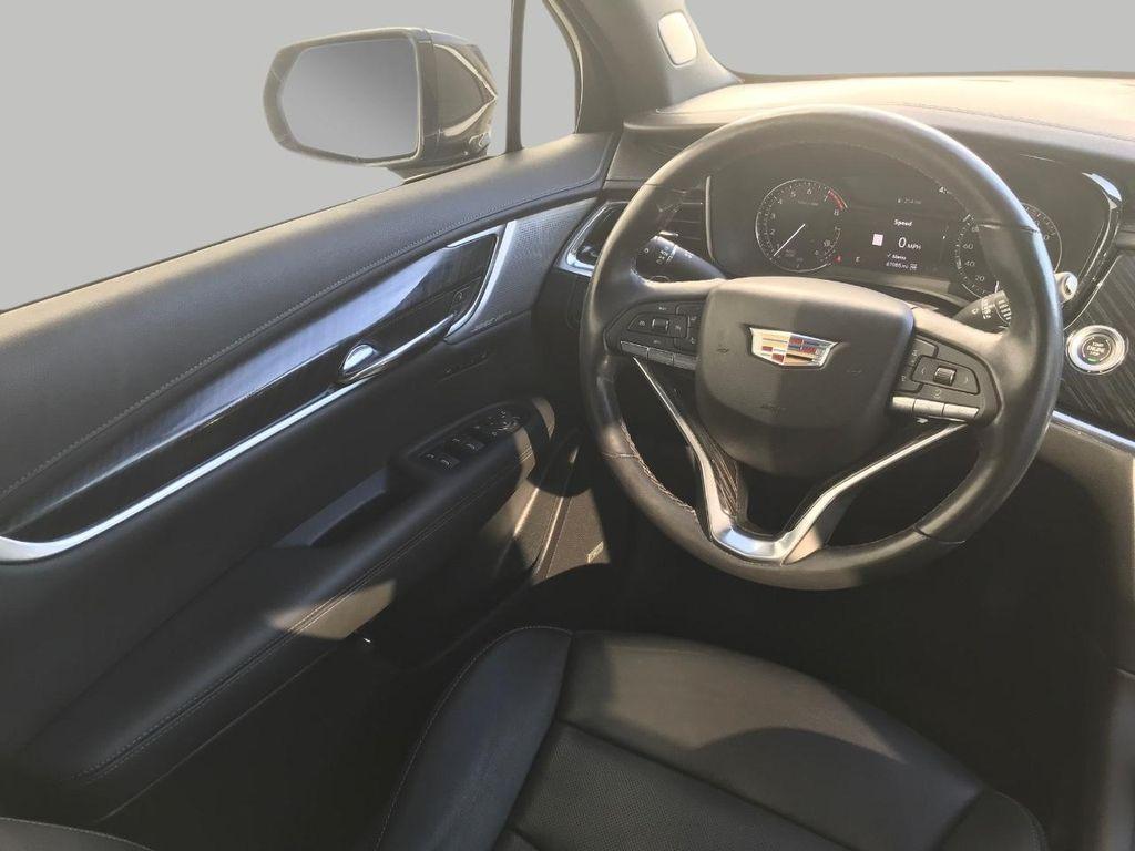 used 2020 Cadillac XT6 car, priced at $26,997