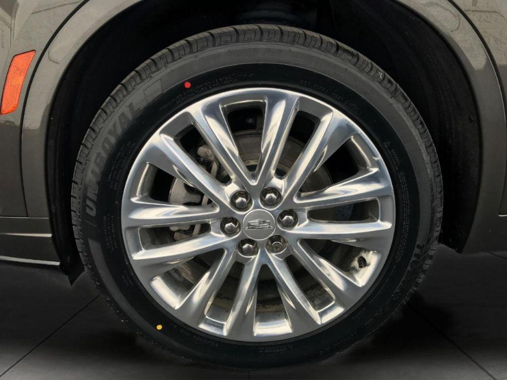 used 2020 Cadillac XT6 car, priced at $26,997