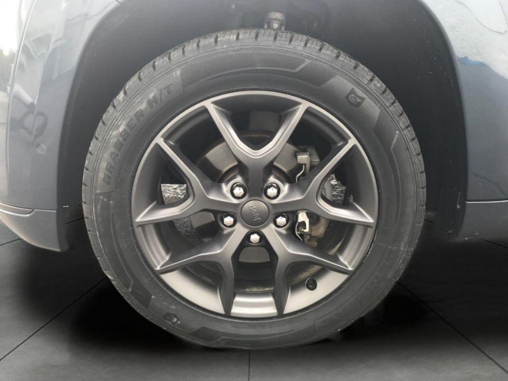 used 2019 Jeep Grand Cherokee car, priced at $18,775