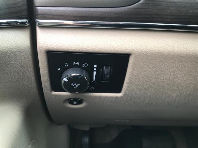 used 2017 Jeep Grand Cherokee car, priced at $22,984