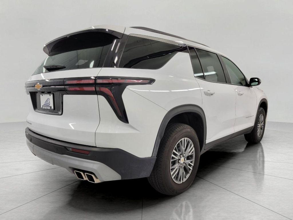 used 2025 Chevrolet Traverse car, priced at $38,995