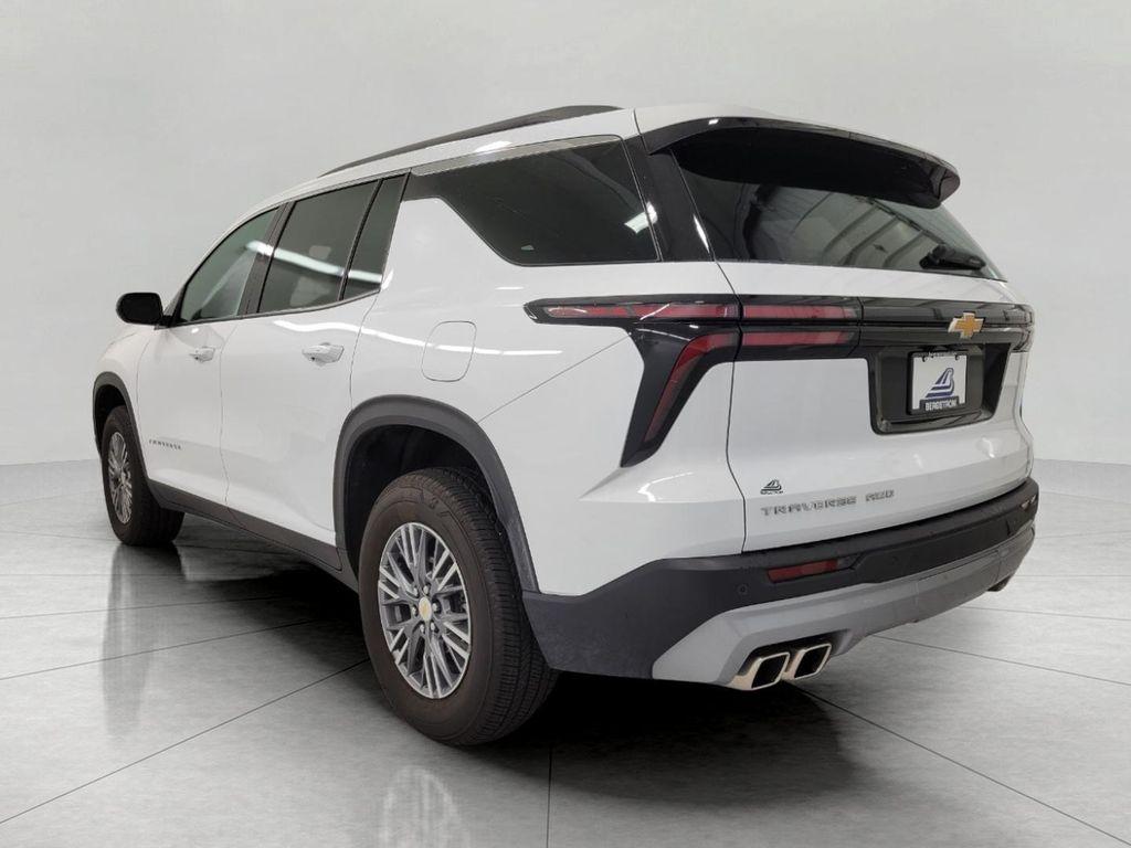used 2025 Chevrolet Traverse car, priced at $38,995