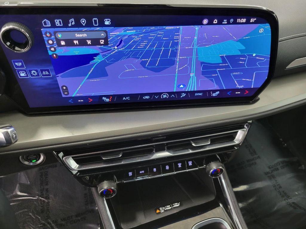 used 2025 Chevrolet Traverse car, priced at $38,995