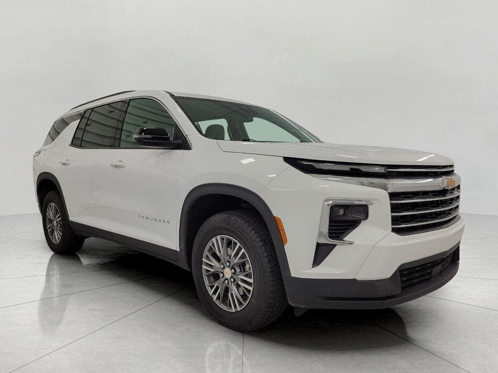 used 2025 Chevrolet Traverse car, priced at $38,995