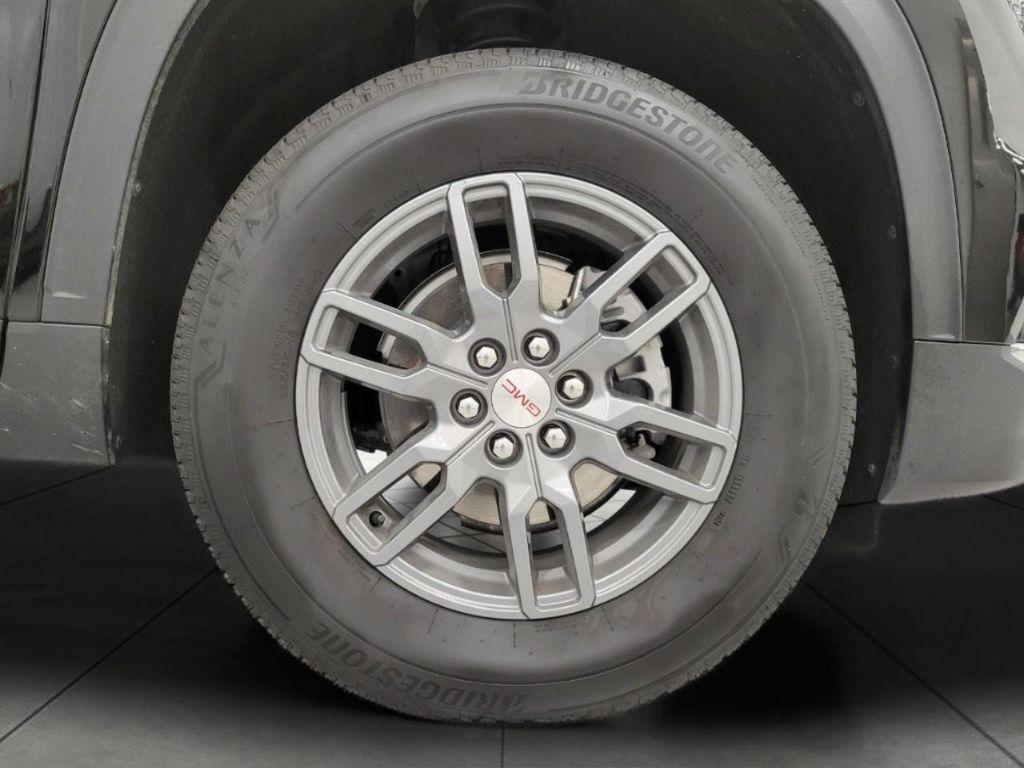 used 2025 GMC Acadia car, priced at $36,906