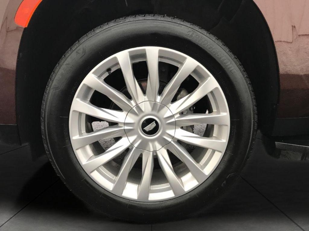 used 2023 Cadillac Escalade ESV car, priced at $59,998