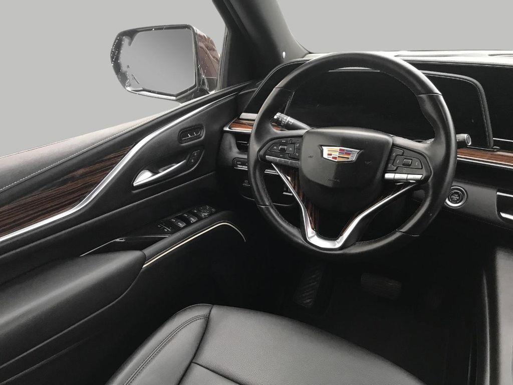 used 2023 Cadillac Escalade ESV car, priced at $59,998