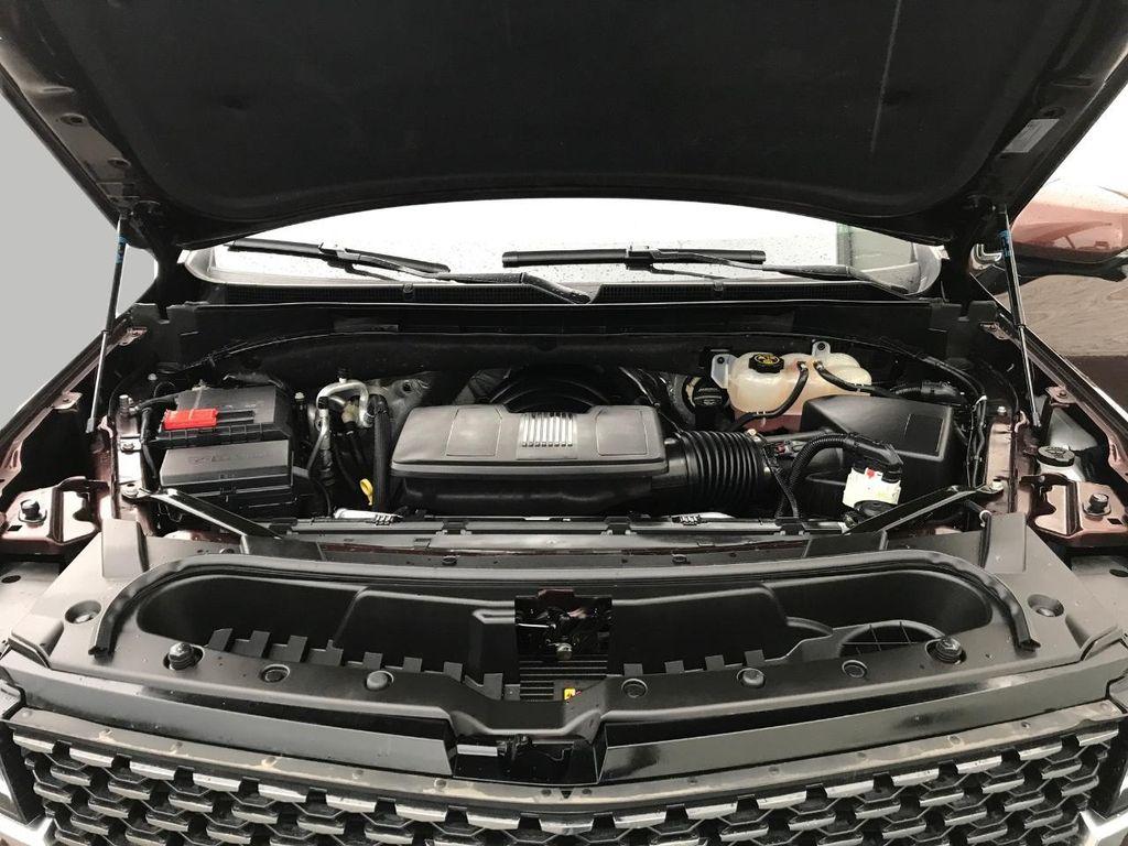 used 2023 Cadillac Escalade ESV car, priced at $59,998