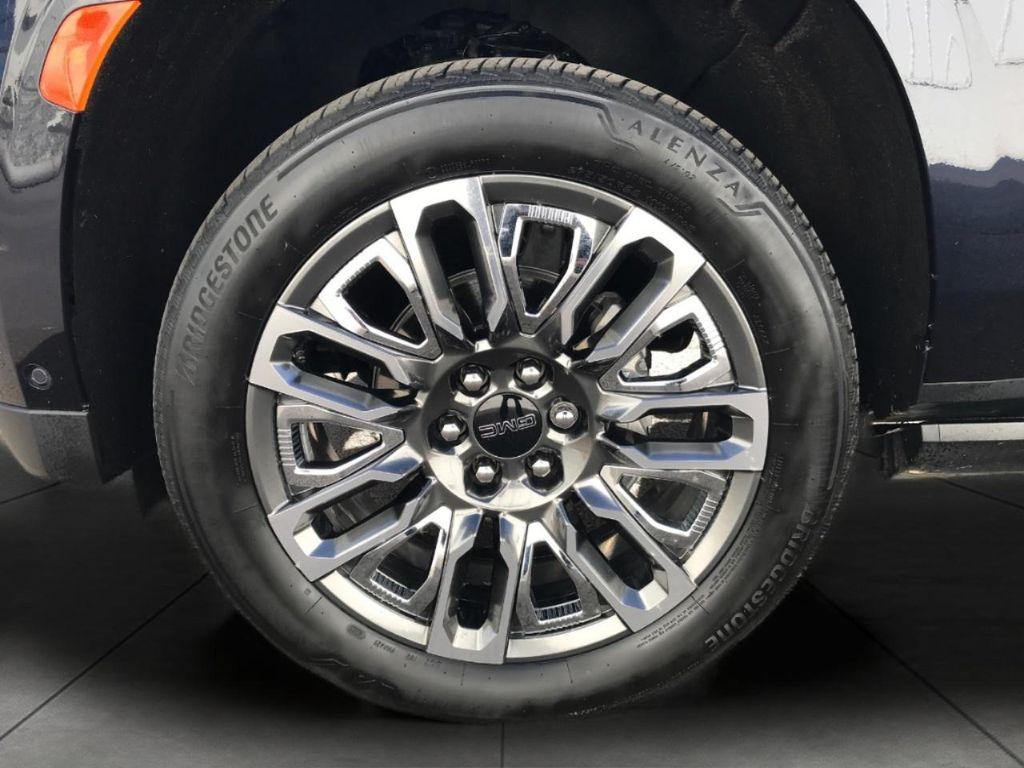 used 2024 GMC Yukon XL car, priced at $82,998