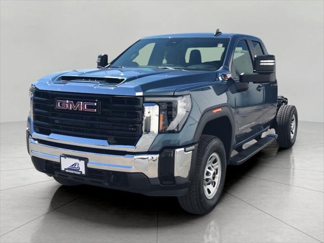 new 2025 GMC Sierra 3500 car, priced at $62,069