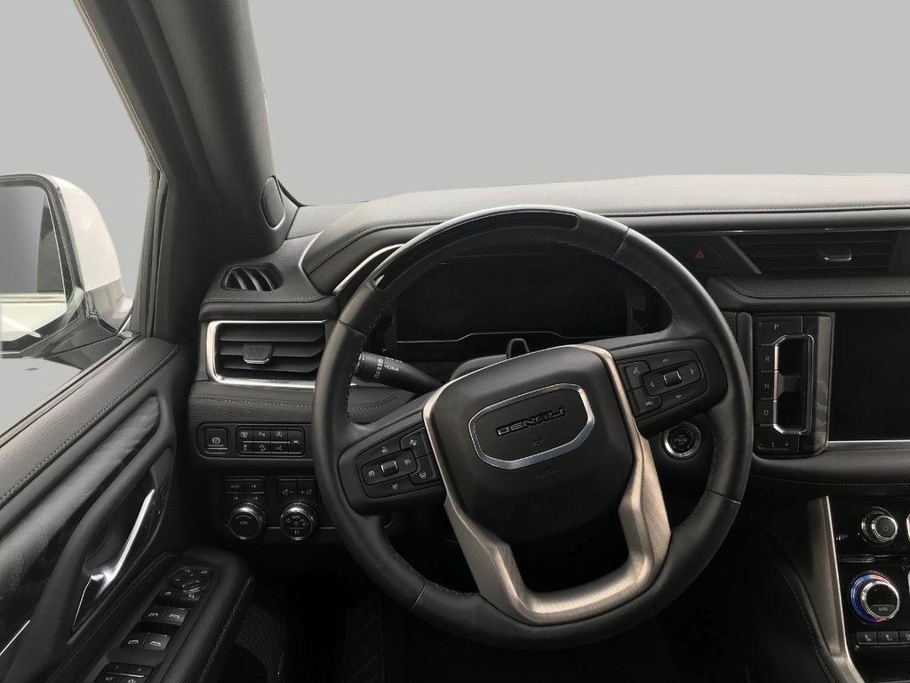 used 2024 GMC Yukon XL car, priced at $75,626