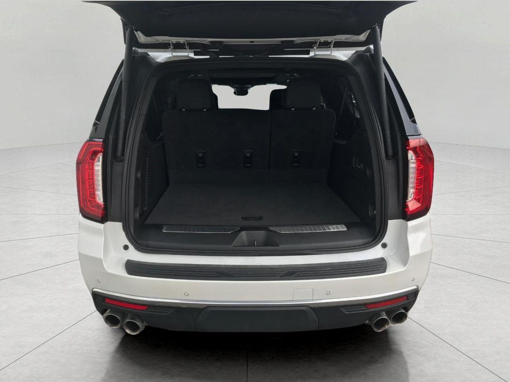 used 2024 GMC Yukon XL car, priced at $75,626