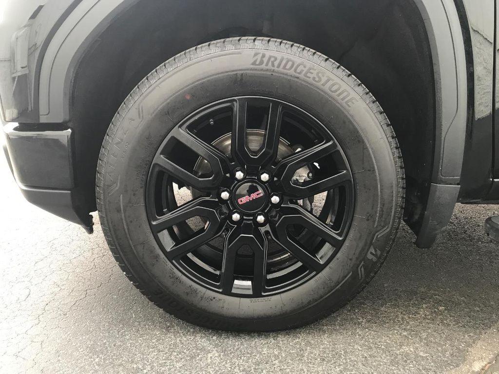 used 2024 GMC Sierra 1500 car, priced at $38,998