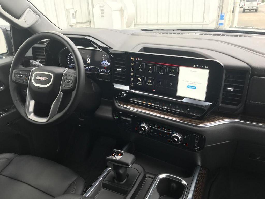 used 2024 GMC Sierra 1500 car, priced at $38,998