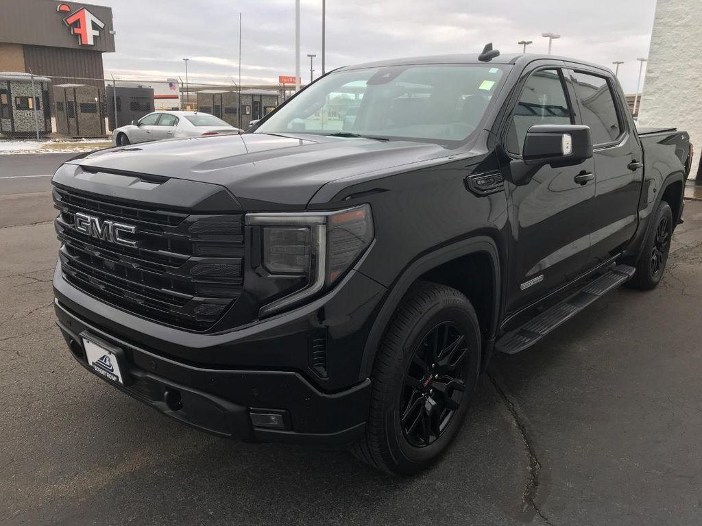 used 2024 GMC Sierra 1500 car, priced at $38,998