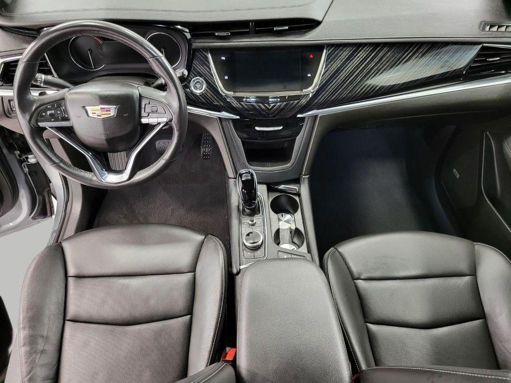 used 2025 Cadillac XT6 car, priced at $41,488
