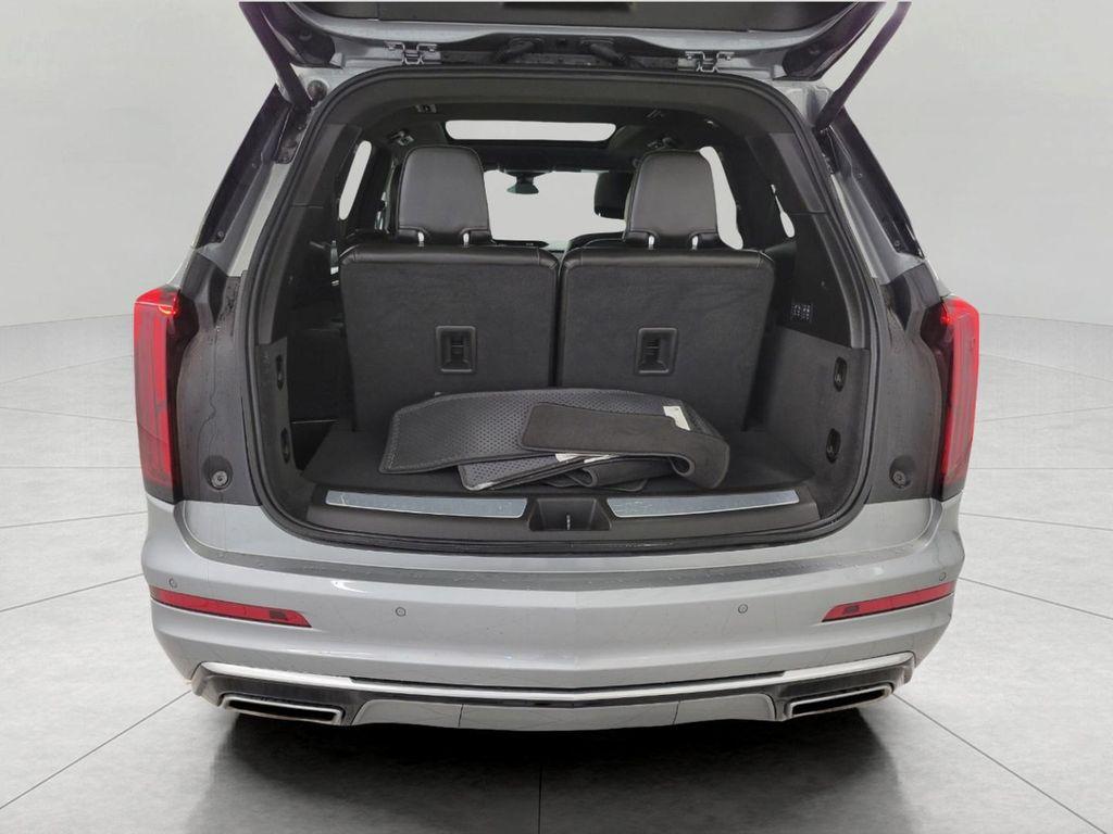 used 2025 Cadillac XT6 car, priced at $41,488