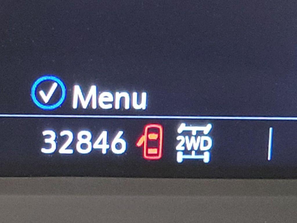 used 2025 Cadillac XT6 car, priced at $41,488