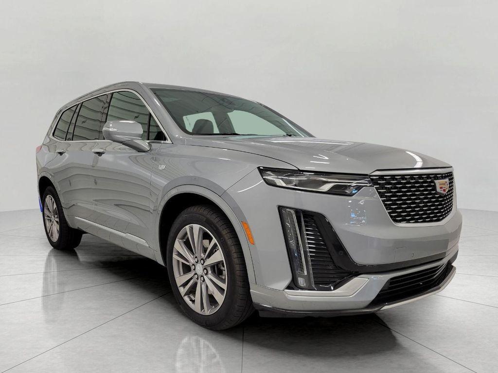 used 2025 Cadillac XT6 car, priced at $47,347