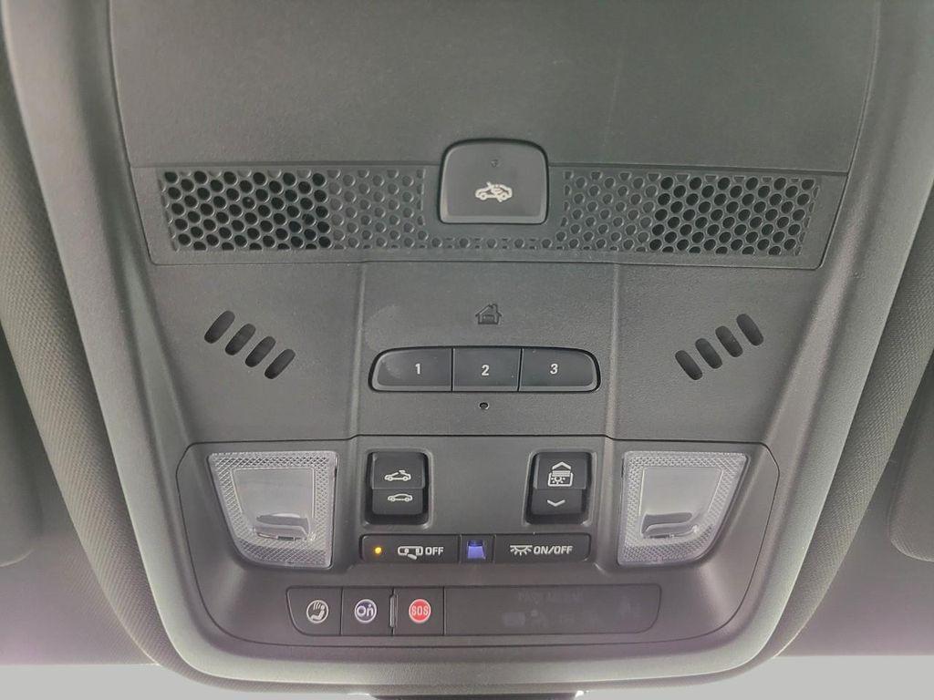 used 2025 Cadillac XT6 car, priced at $41,488