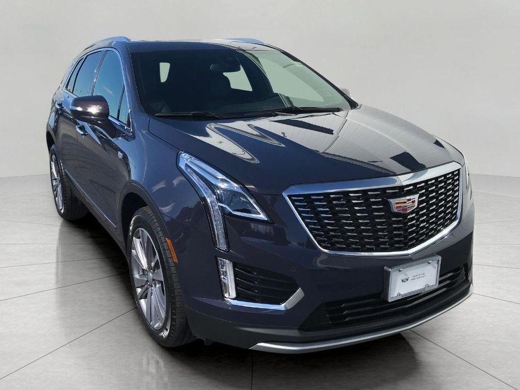 used 2025 Cadillac XT5 car, priced at $46,653