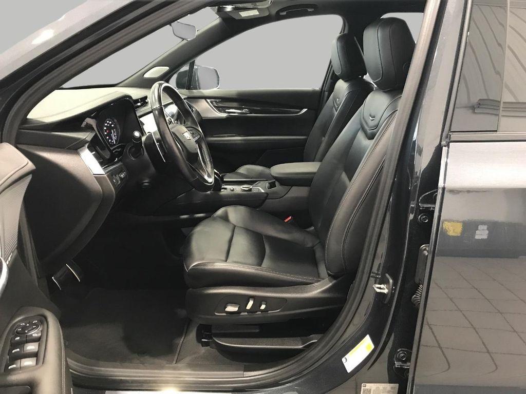 used 2022 Cadillac XT6 car, priced at $39,393