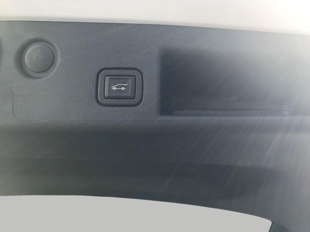 used 2021 Chevrolet Equinox car, priced at $23,498