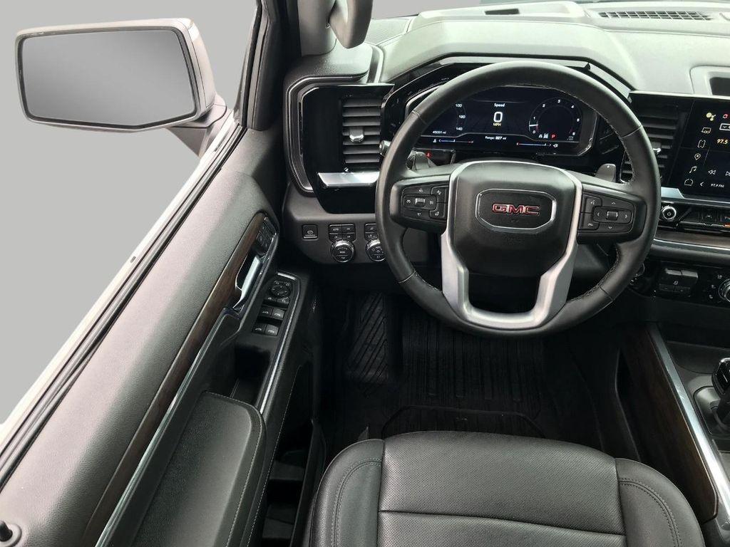 used 2023 GMC Sierra 1500 car, priced at $44,997