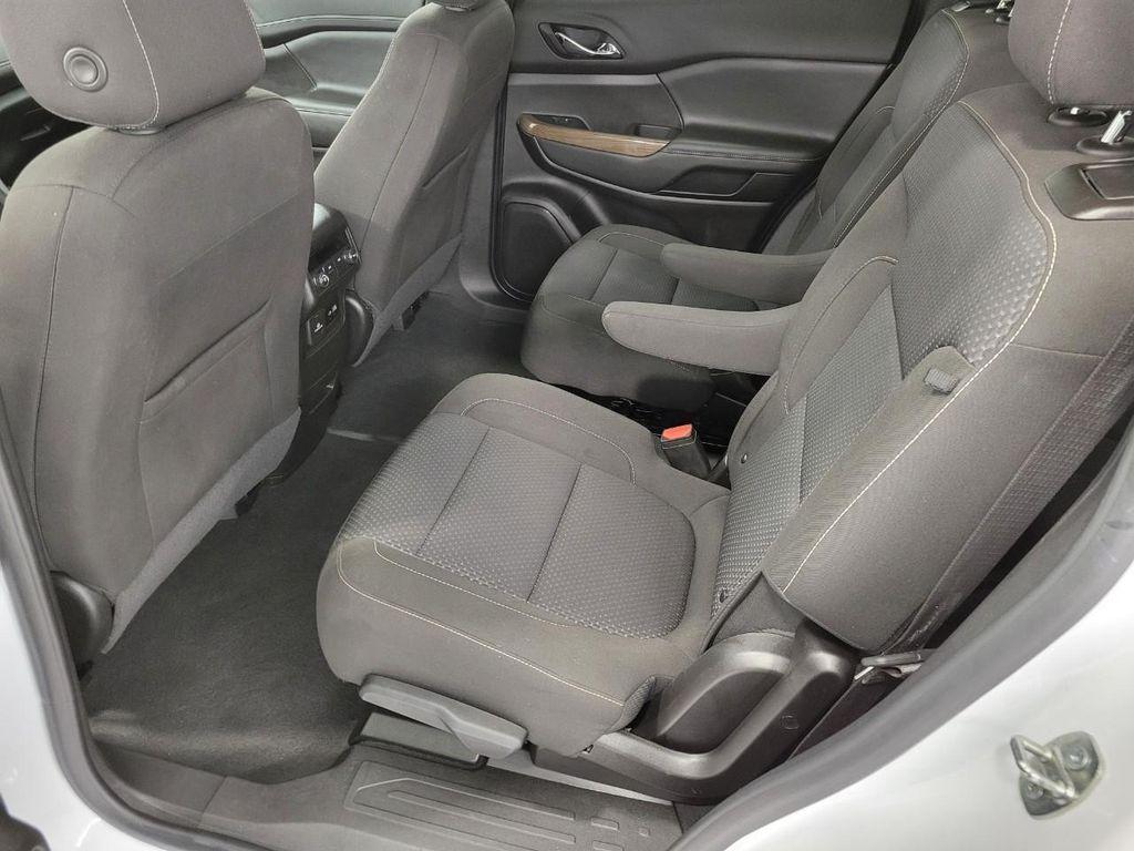 used 2023 GMC Acadia car, priced at $29,380