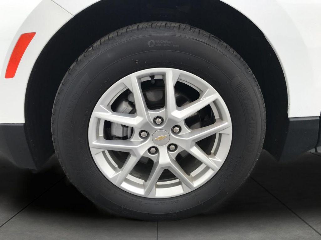 used 2024 Chevrolet Equinox car, priced at $19,764