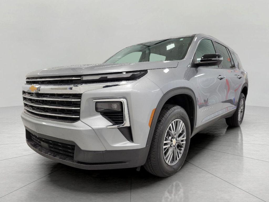 used 2025 Chevrolet Traverse car, priced at $38,450