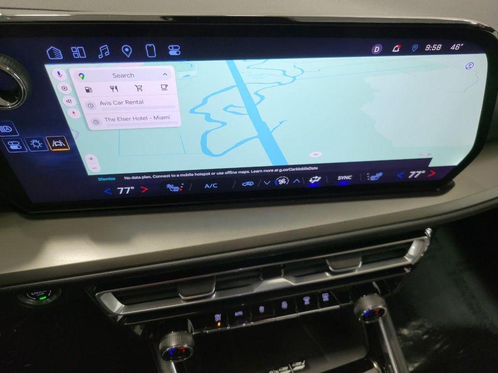 used 2025 Chevrolet Traverse car, priced at $38,450