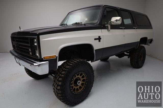 used 1986 Chevrolet Suburban car, priced at $32,900