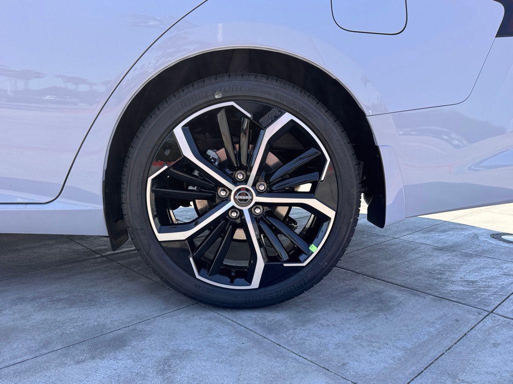 new 2025 Nissan Altima car, priced at $31,295