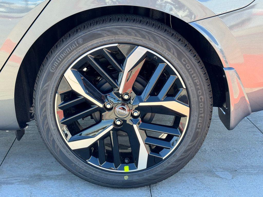 new 2025 Nissan Versa car, priced at $21,245