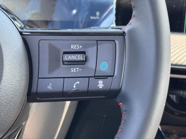 new 2025 Nissan Kicks car, priced at $29,250