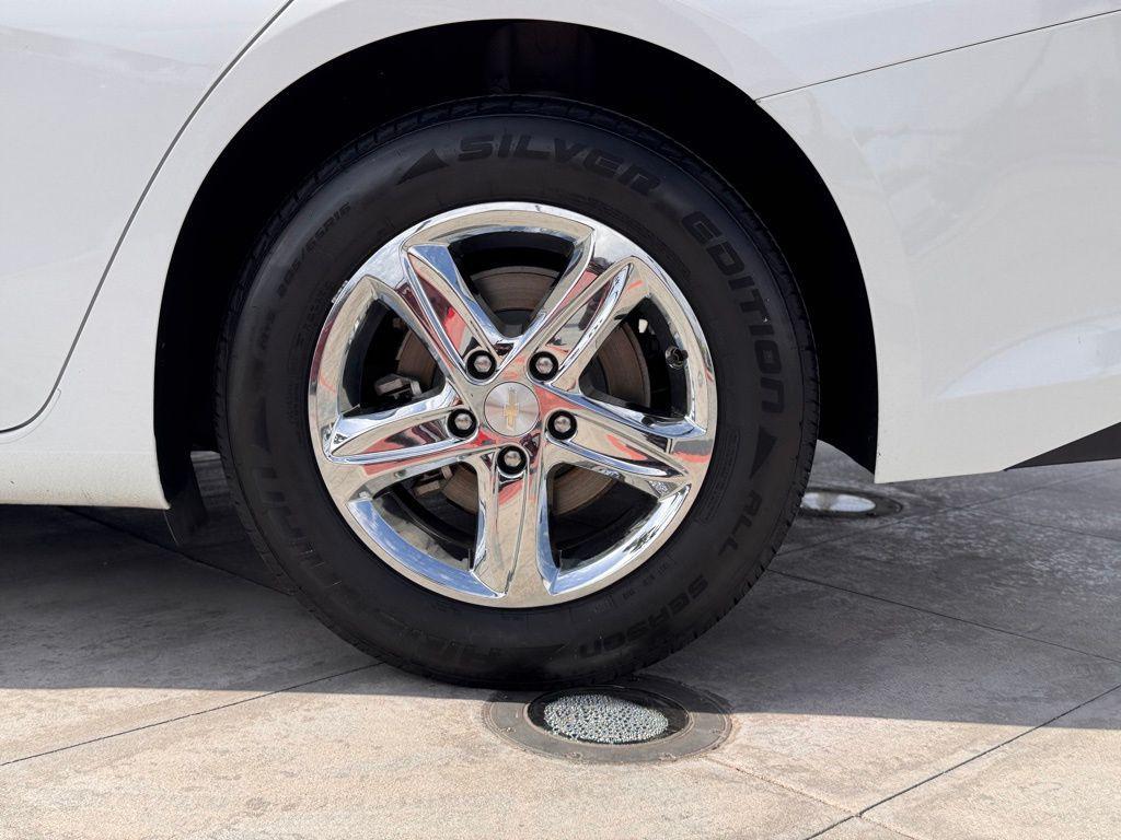 used 2021 Chevrolet Malibu car, priced at $14,588