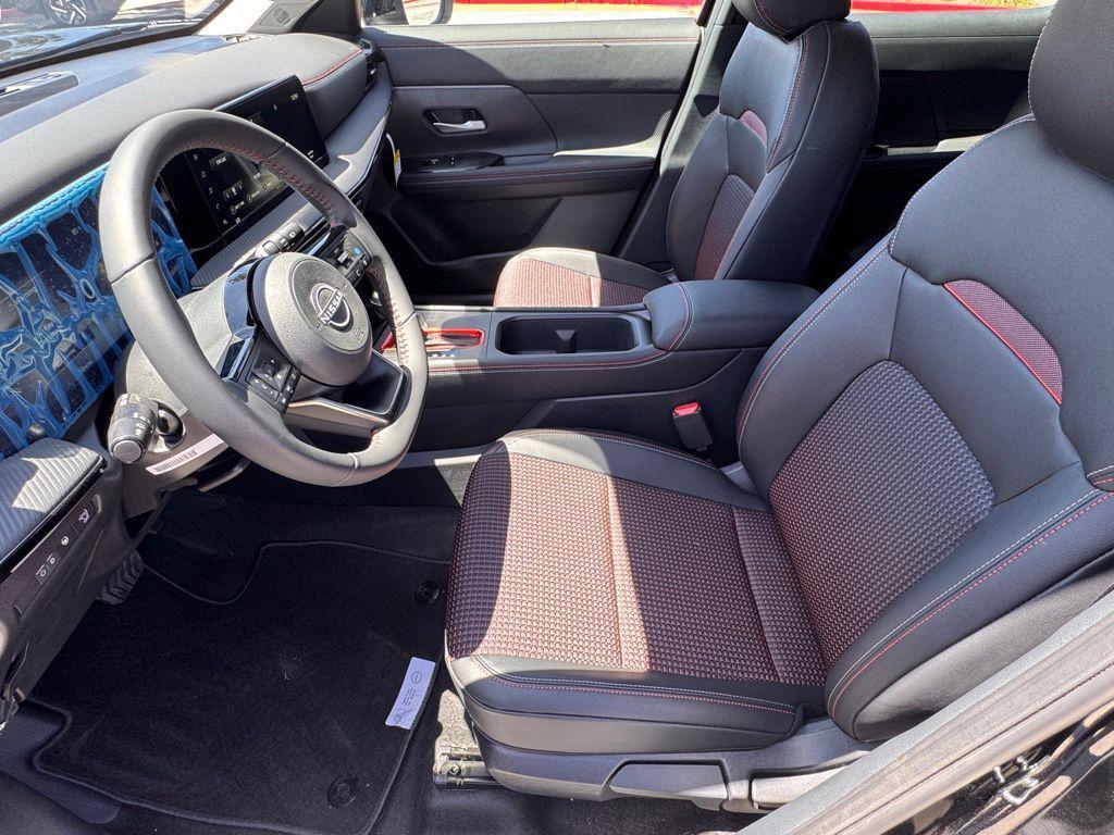 new 2025 Nissan Kicks car, priced at $27,660