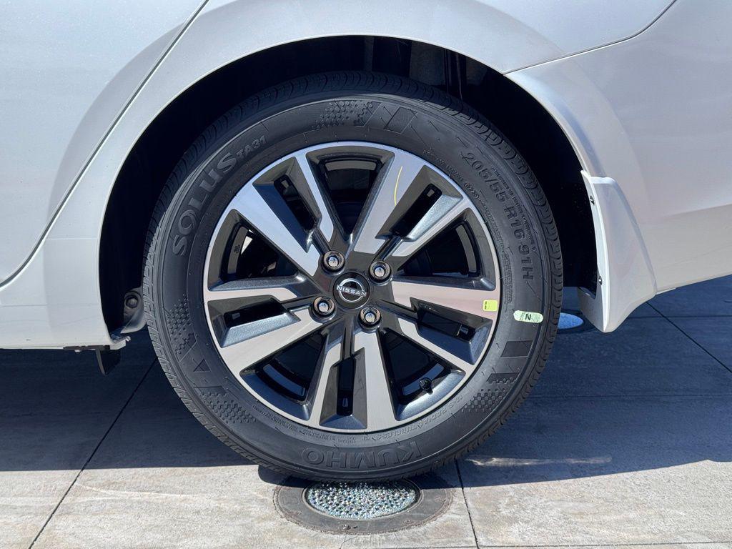 new 2025 Nissan Versa car, priced at $21,720