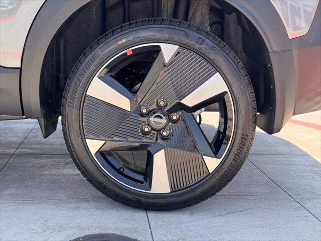 new 2025 Nissan Kicks car, priced at $28,300